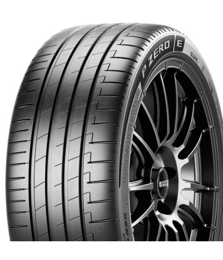285/35R22 106 V PZERO-E